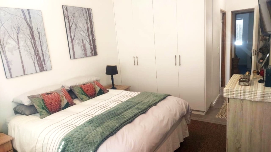 3 Bedroom Property for Sale in Mooikloof Country Estate Western Cape
